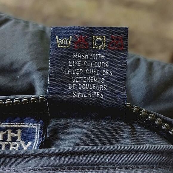 Vtg North Country nylon fleece lined zip vest - Picture 4 of 12